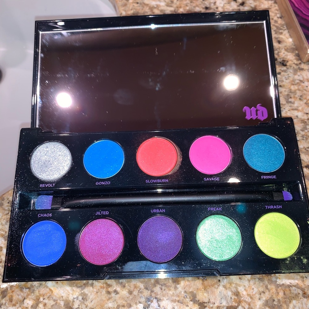 Authentic Urban Decay Electric palette